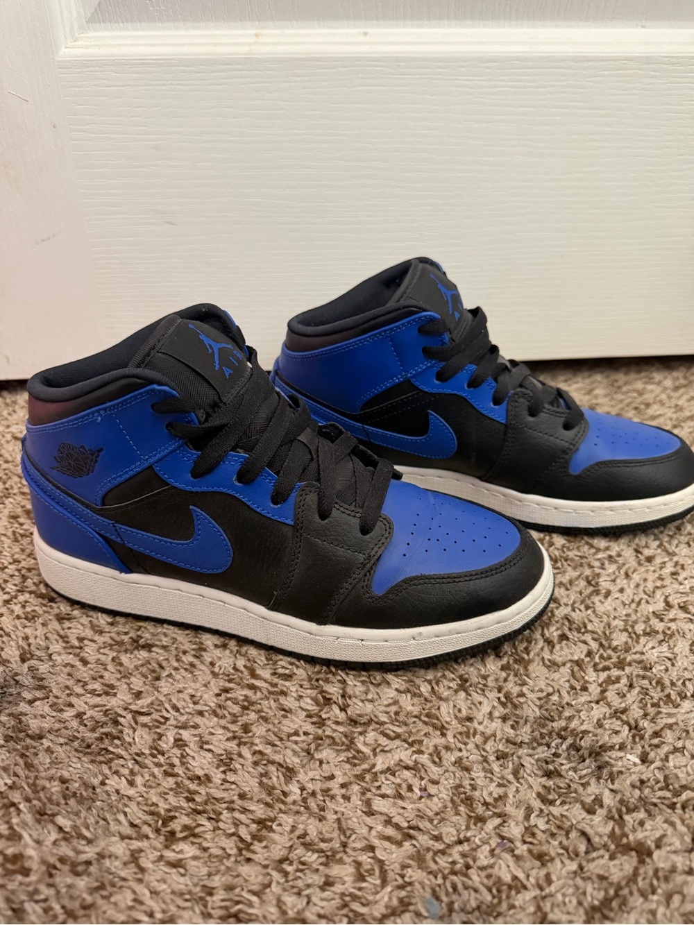 Nike Air Jordan 1 Mid Royal Blue/Black Youth Sneakers Size 5.5Y